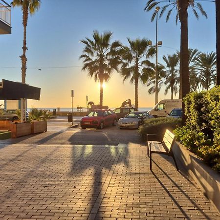 Apartamento Malaga Port Екстериор снимка