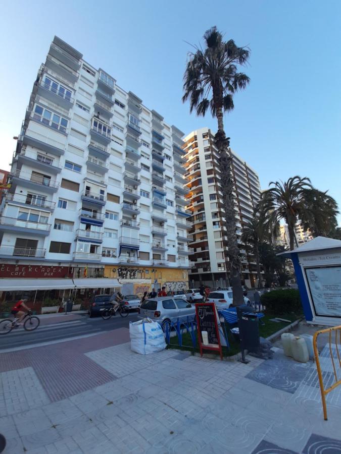 Apartamento Malaga Port Екстериор снимка