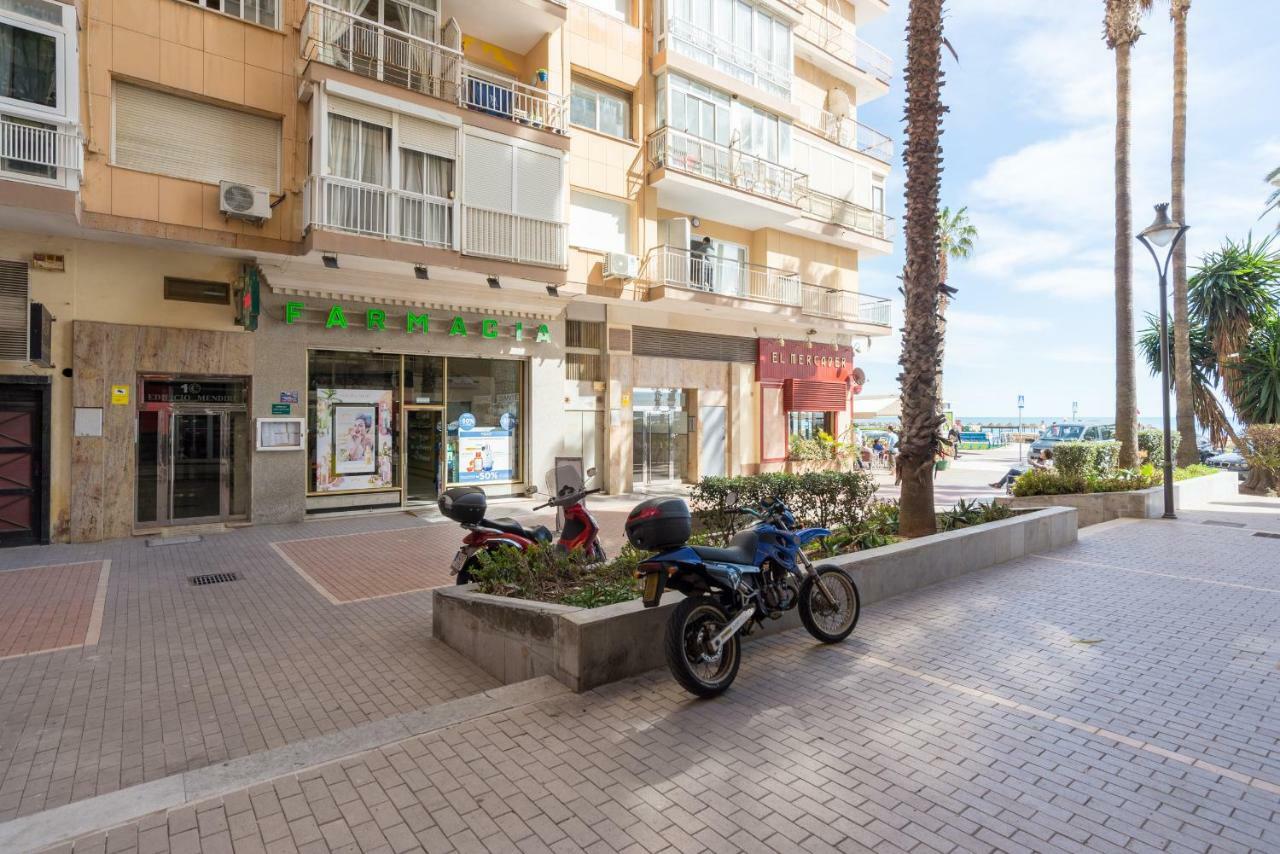 Apartamento Malaga Port Екстериор снимка