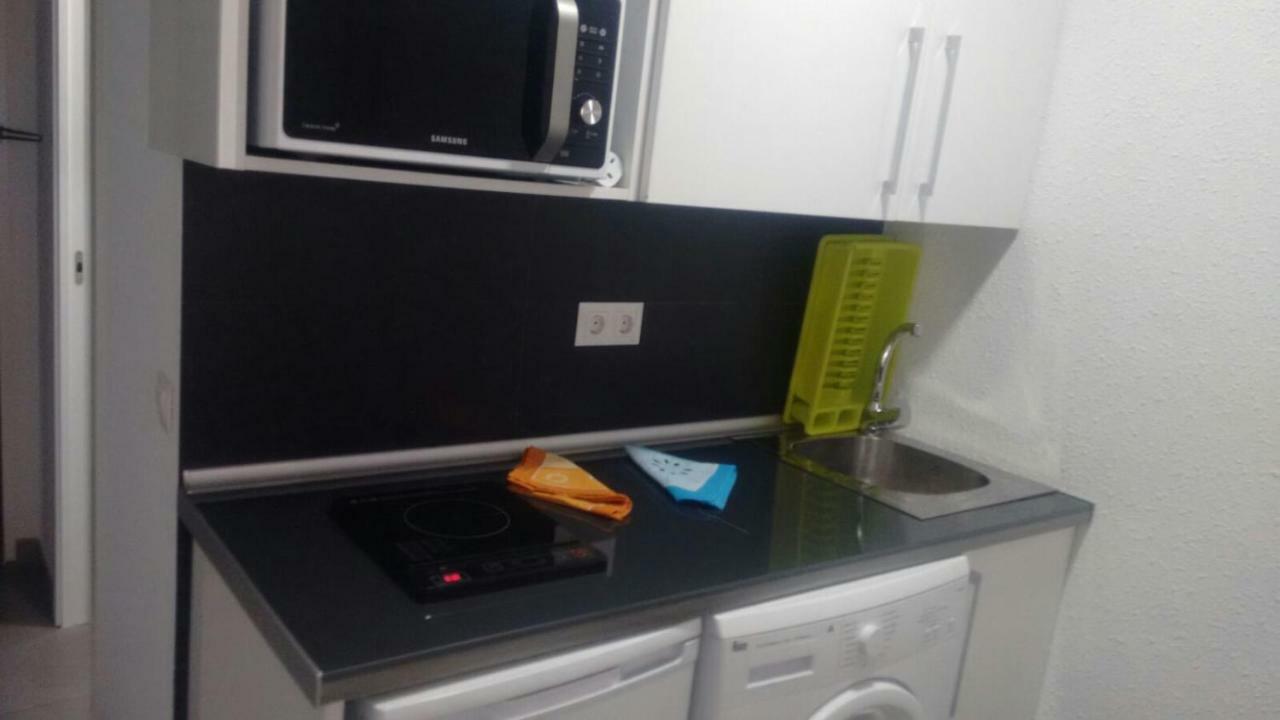 Apartamento Malaga Port Apartment Екстериор снимка