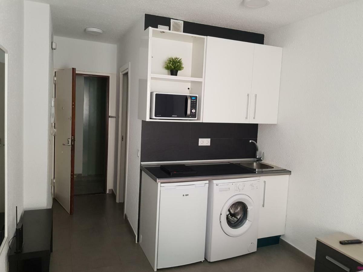 Apartamento Malaga Port Екстериор снимка